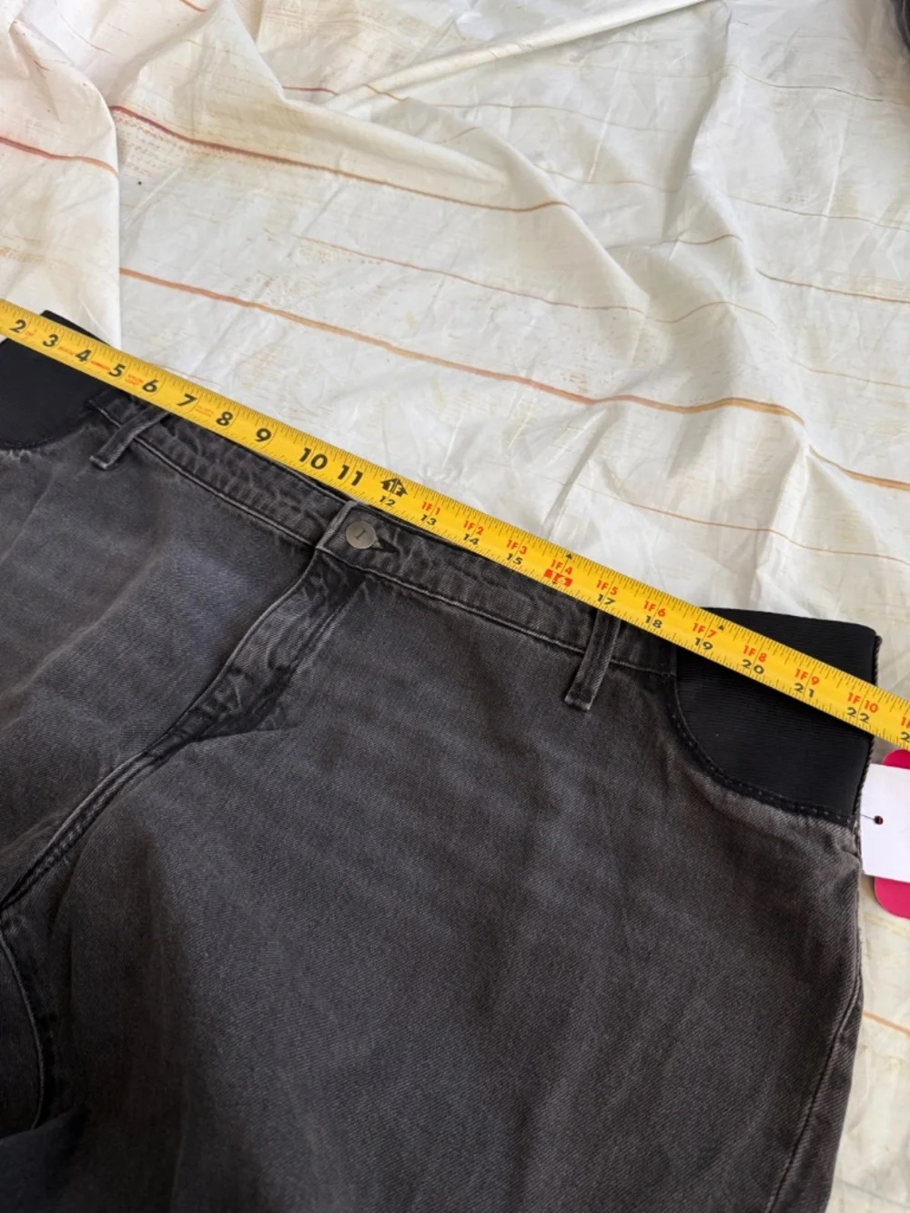 Isabel Maternity Boyfriend Jeans | 18 | NWT | Relaxed Fit Maternity Denim - Picture 7 of 9